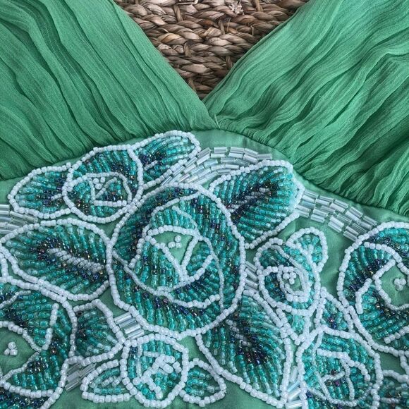 BCBG maxazria green silk beaded Y2K maxi dress - Picture 4 of 8